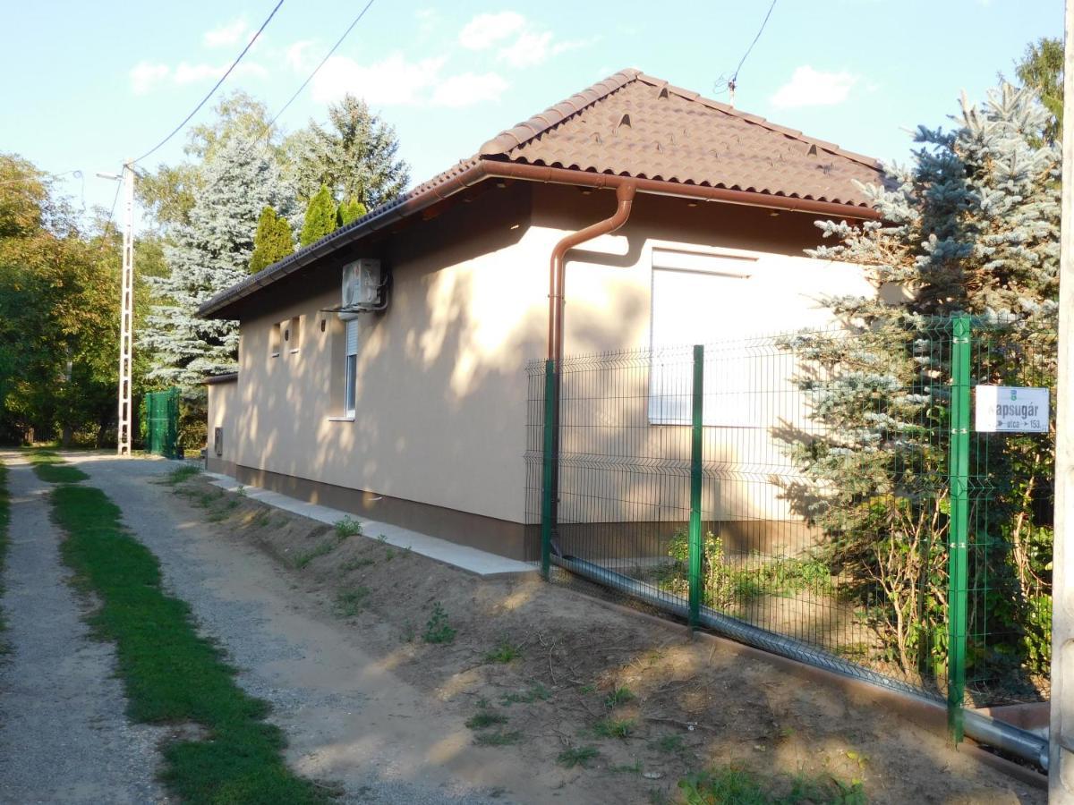 Golden Apartman Orosháza Exterior photo
